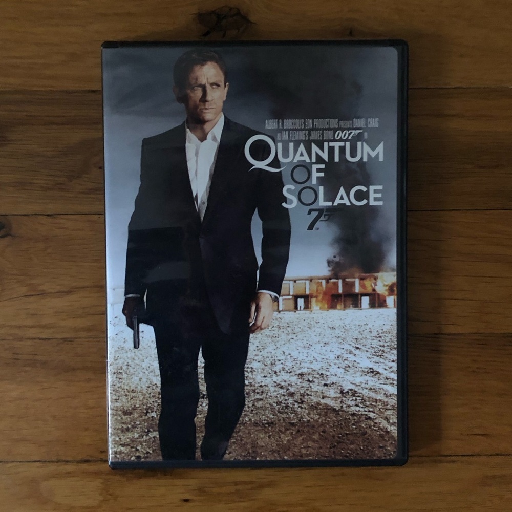 Quantum of Solace DVD Starring Daniel Craig as James Bond 007